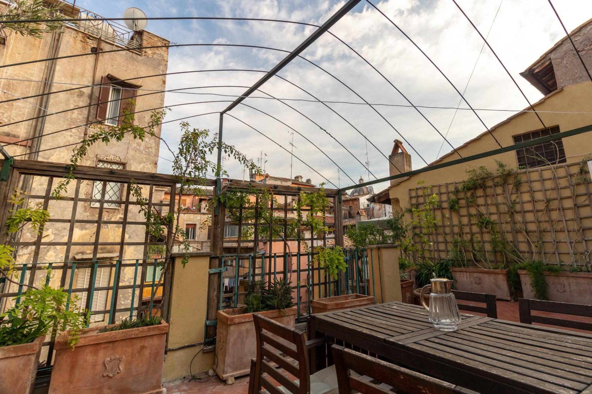 Apartmán Attico Minerva Con Due Terrazze Řím Exteriér fotografie